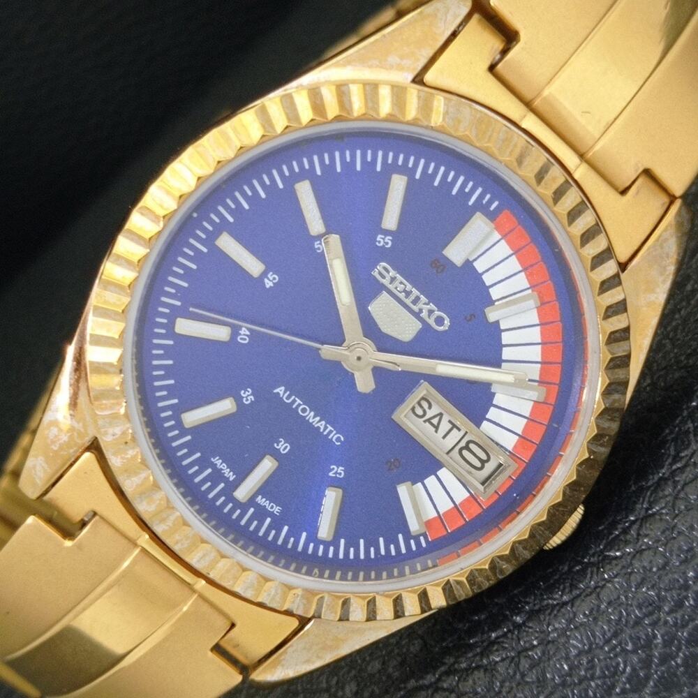 Vintage 1976 Seiko Automatic Mens Gold Watch W/daydate & Bllue accents